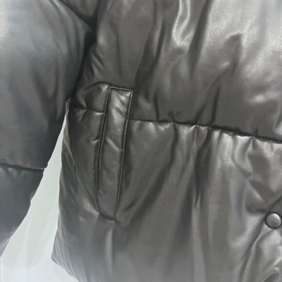 Soho Faux Leather City PufferCoat oversize crop black size small - Picture 8 of 11